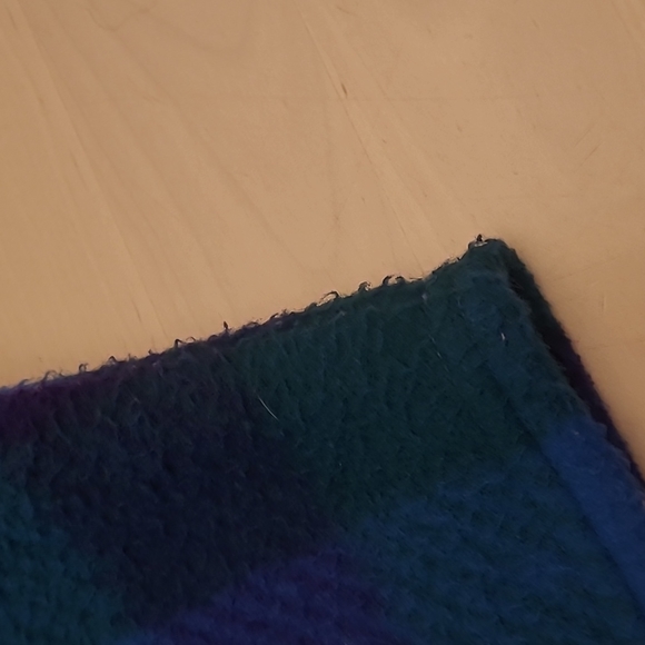 EUC VTG Aqua Sheen 100% Dacron Dupont Polyester Blue Purple and Green Plaid - Picture 10 of 11